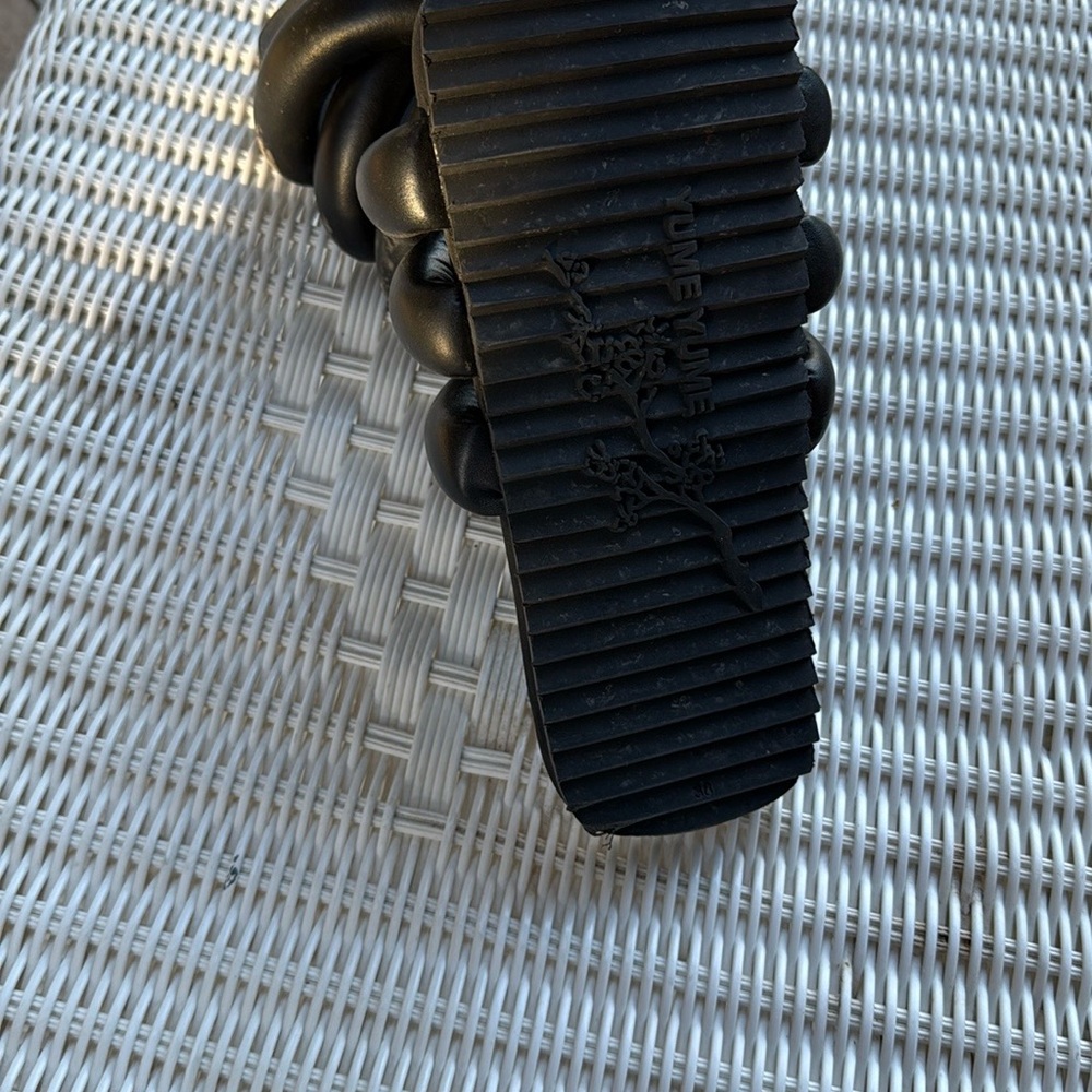Stylish Black Twisted Slide Sandals - Picture 5 of 7